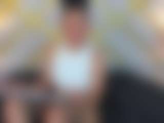 Live cam show with MichelLebronX - College Brown Hair on StripNow