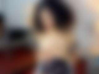 Live cam show with MichelLebronX - Ebony Petite on madthumbs