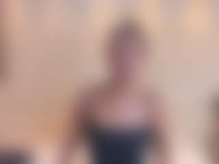 Mirella-Bowens's Live Sex Cam Show
