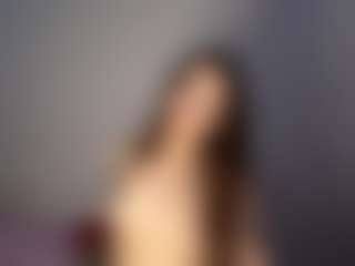 Live cam show with nessyhereismessy - Thin on Soda Cam