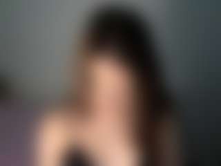 Live cam show with nessyhereismessy - Thin on Uber Horny