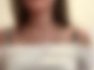 Live cam show with Alisa - Nipple Piercings on studioflirtlive.com