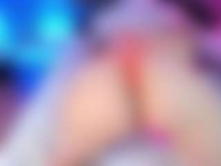 Live cam show with Odett-Leroy - Mature on friskycurves.com