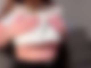 Julie's Live Sex Cam Show