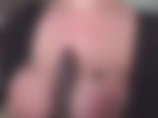 Live cam show with oopsieboobsie - Gray Eyes on Camsoda