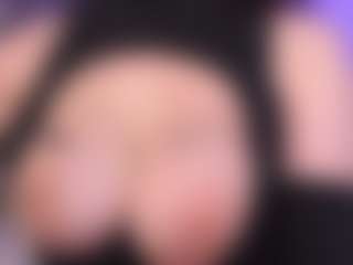 Live cam show with oopsieboobsie - Smoking on liverealitysex.com