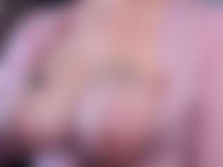 Live cam show with oopsieboobsie - Tittyfuck on Camsoda