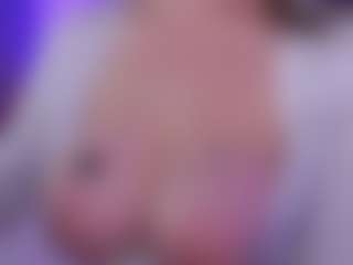 oopsieboobsie's Live Sex Cam Show