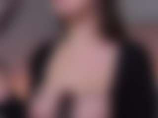 Live cam show with oopsieboobsie - Tease Brown Hair on Camsoda