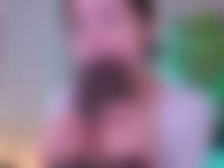 Live cam show with oopsieboobsie - Petite on Camsoda