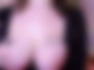 Live cam show with oopsieboobsie - Gray Eyes on Camsoda
