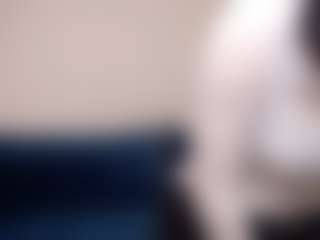 Live cam show with Sabrina - Massage on livesuperchat.net