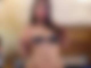 Live cam show with RenataLeclaiir - Shaved Pussy on CamwithHer