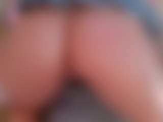 Live cam show with RenataLeclaiir - Natural on Camsoda
