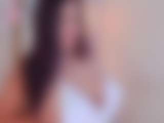 Live cam show with RenataLeclaiir - Hairy Pussy on Camversity