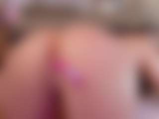 Live cam show with RenataLeclaiir - College on Camsoda