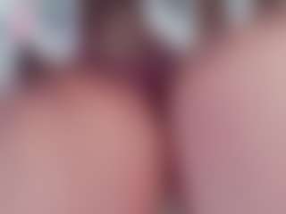 Live cam show with RenataLeclaiir - Hairy Pussy on Taboo Cams XXX