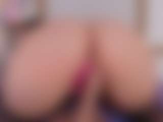 RenataLeclaiir's Live Sex Cam Show