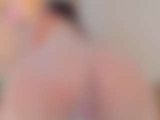 Live cam show with RenataLeclaiir - Tittyfuck on fapnchat