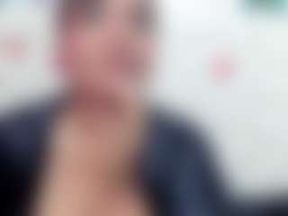 Live cam show with Selenawonder - Camel Toe on PervPlay.com