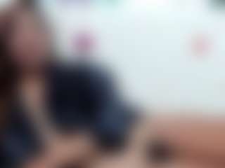 Live cam show with Selenawonder - Camel Toe on Free Soda
