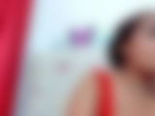 Live cam show with Selenawonder - Thick on Camsoda