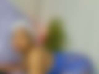 Live cam show with veshy7 - Bedroom Black on Soda Cam
