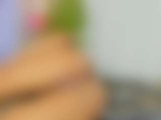 Live cam show with veshy7 - Foot Fetish Brown Hair on Soda Cam