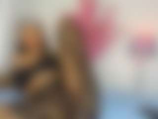 Live cam show with veshy7 - Dildo Or Vibrator on Latina Girls