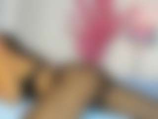 Live cam show with veshy7 - Tease Ebony on Stripli.com | kenya