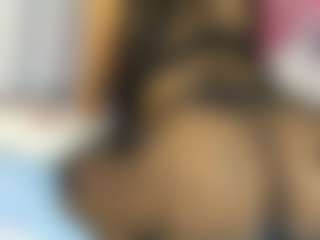 Live cam show with veshy7 - Public Curvy on Lustler