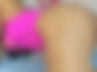 Live cam show with veshy7 - Thick on milfzrlive.com