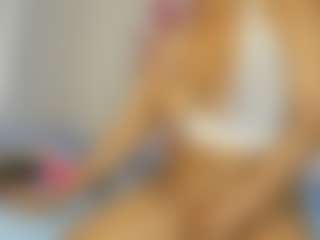 Live cam show with veshy7 - Public Ebony on CamSextacy