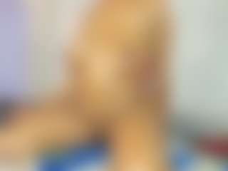 Live cam show with veshy7 - Black Shaved Pussy on Camiplay Live