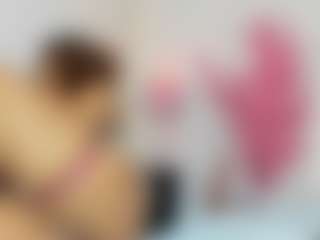 Live cam show with veshy7 - Lovense on Dolls Live