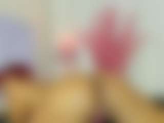 Live cam show with veshy7 - Aussie on Gym Cam Girls