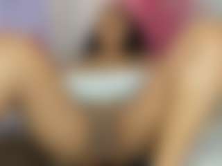 Live cam show with veshy7 - Lovense Brown Hair on AdultVida.com