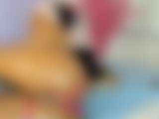 Live cam show with veshy7 - Ebony Squirt on Uber Horny
