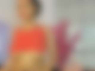 Live cam show with veshy7 - Brown Eyes Brown Hair on Camsoda