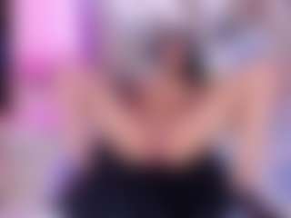 Live cam show with casey-lorens - Black on anonymated.com