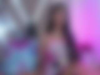 Live cam show with casey-lorens - Ebony Petite on Dolls Live