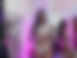 Live cam show with casey-lorens - Ebony Petite on Camsoda | colombia