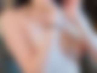 Live cam show with Agnes - Smoking on Camsoda