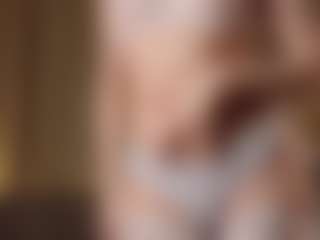 Agnes's Live Sex Cam Show
