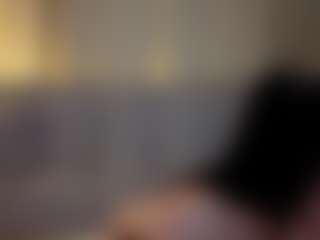 Live cam show with Agnes - Facial Piercings on Camsoda