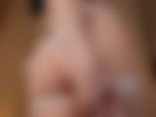 Agnes's Live Sex Cam Show
