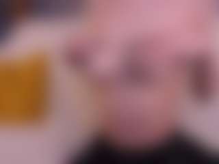 Emma's Live Sex Cam Show