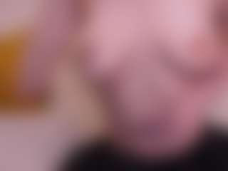Emma's Live Sex Cam Show
