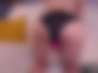 Emma's Live Sex Cam Show