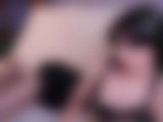 Live cam show with Emma - Body Massage on sexytreat.net